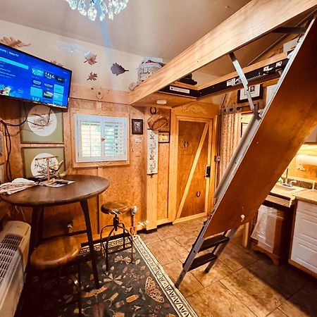 Tiny House, Wifi,Hot Tub,Secluded Villa Cosby Eksteriør bilde