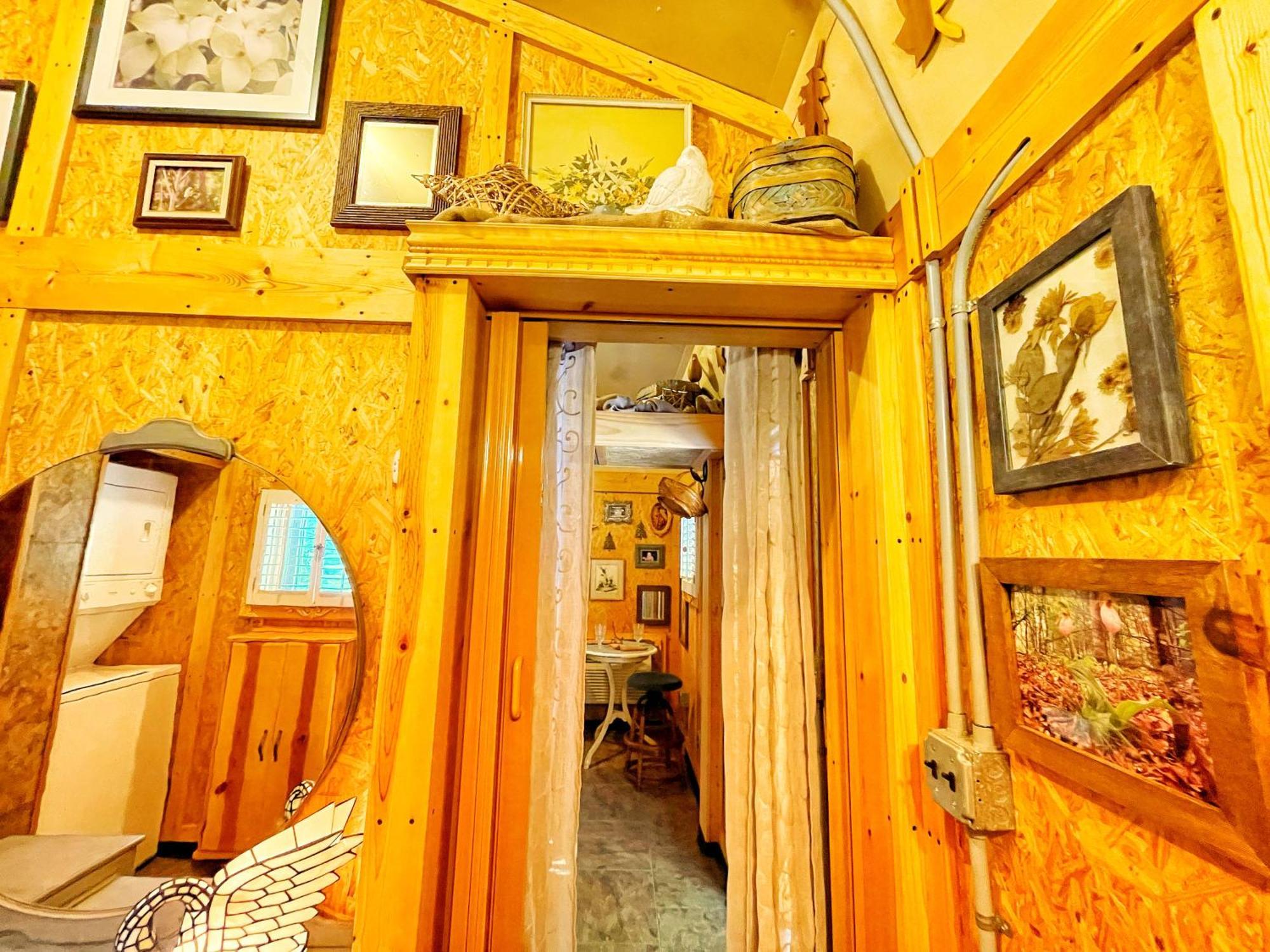Tiny House, Wifi,Hot Tub,Secluded Villa Cosby Eksteriør bilde