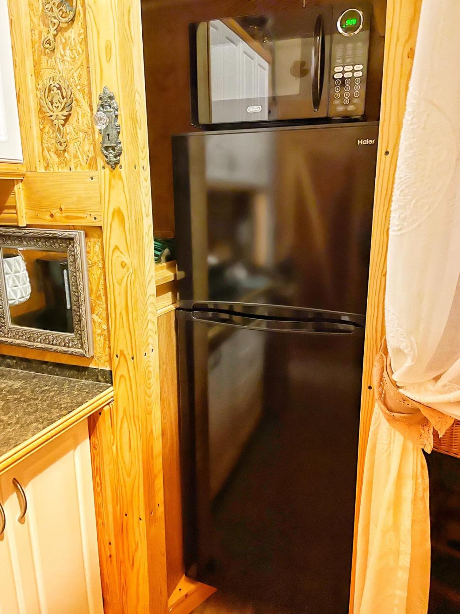 Tiny House, Wifi,Hot Tub,Secluded Villa Cosby Eksteriør bilde