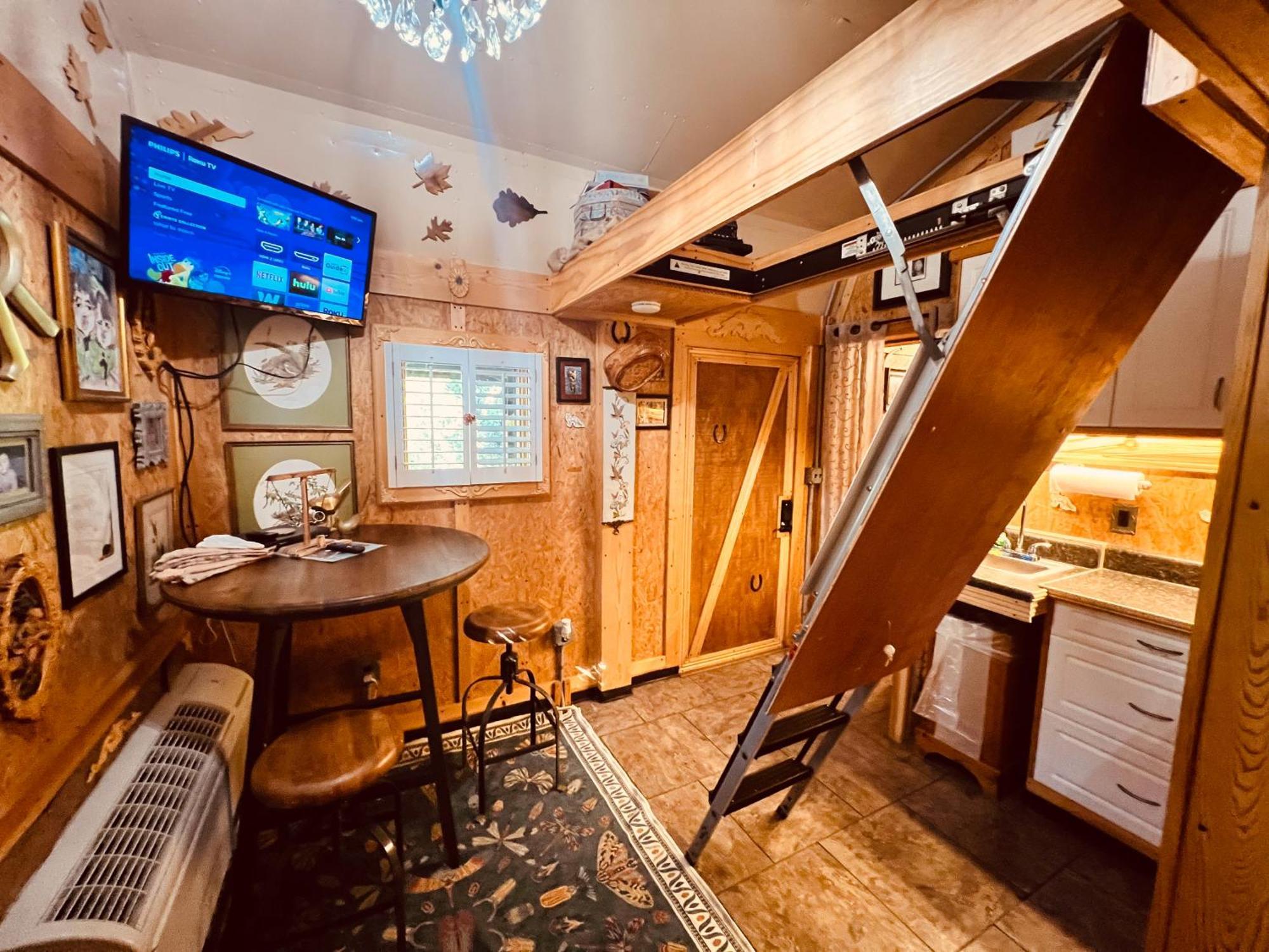 Tiny House, Wifi,Hot Tub,Secluded Villa Cosby Eksteriør bilde