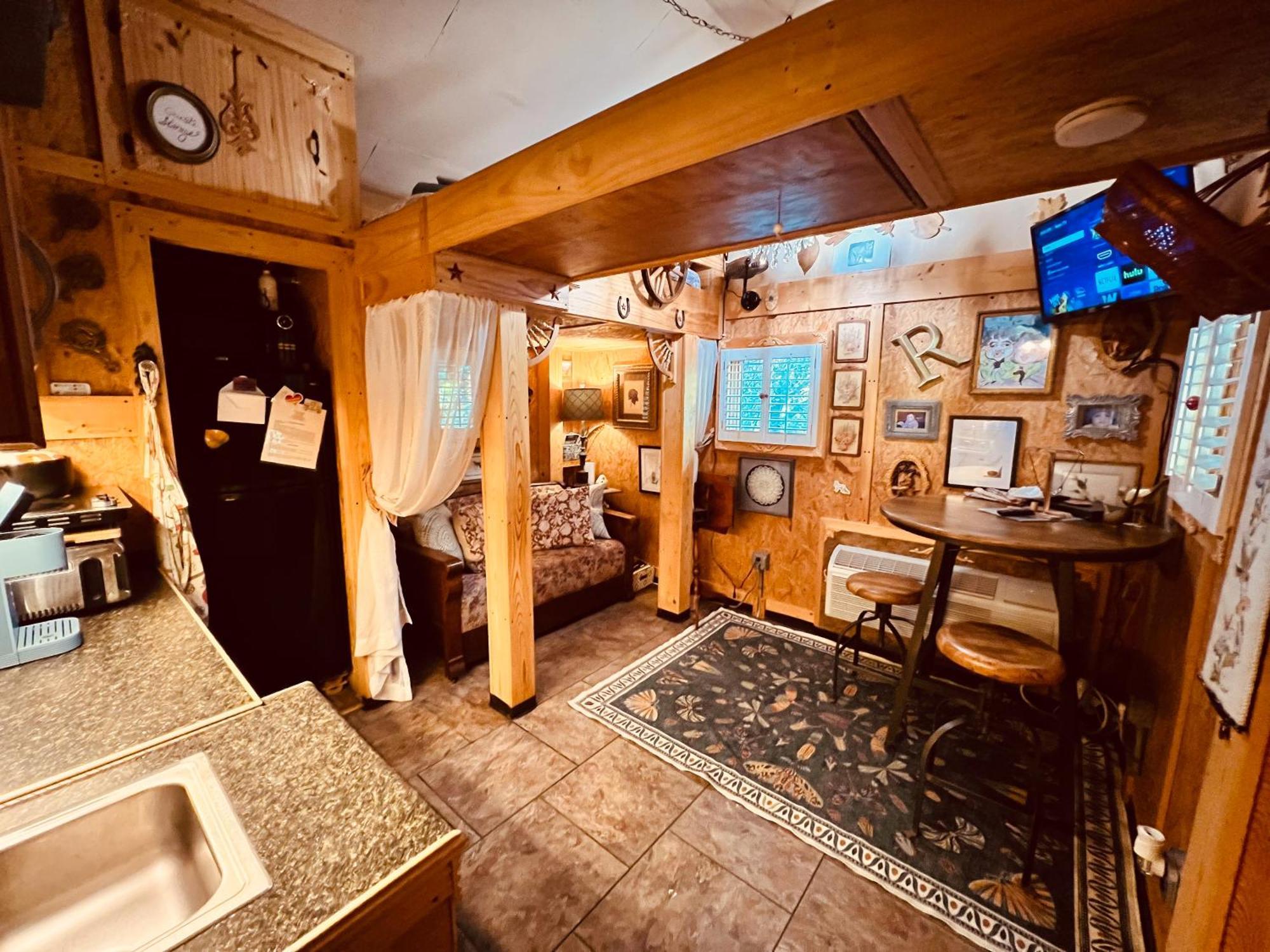 Tiny House, Wifi,Hot Tub,Secluded Villa Cosby Eksteriør bilde